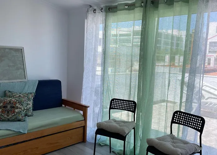 House - Zona Ribeirinha Διαμέρισμα *